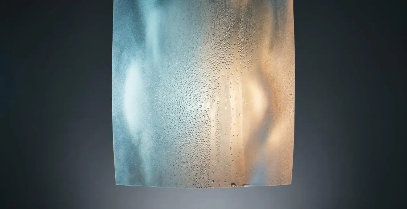 Detailaufnahme von Membranmaterial während eines Atmungsaktivitätstests